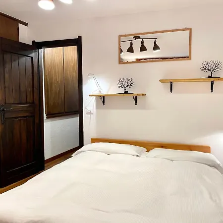 Apartament La Maison Des Amis