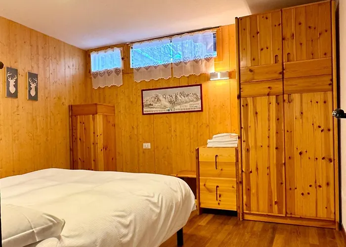 La Maison Des Amis קורמאיור